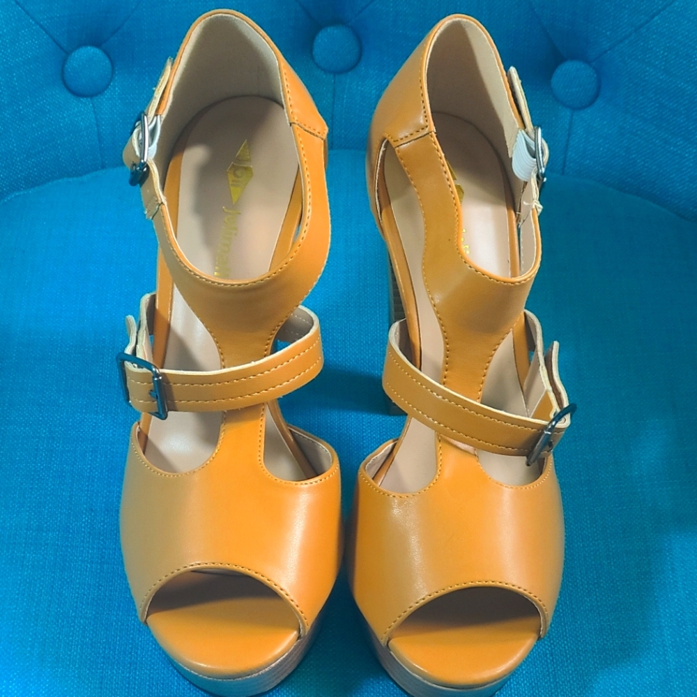 Sandle heels